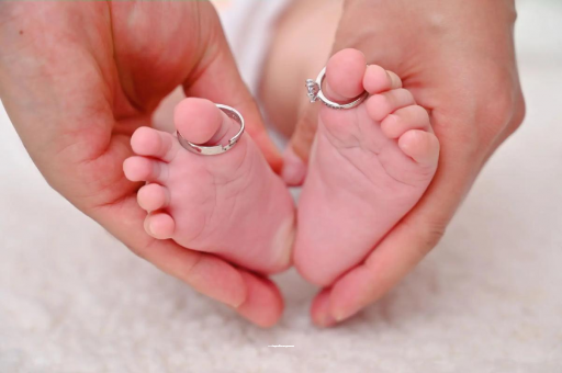 资兴宝宝肚子胀气